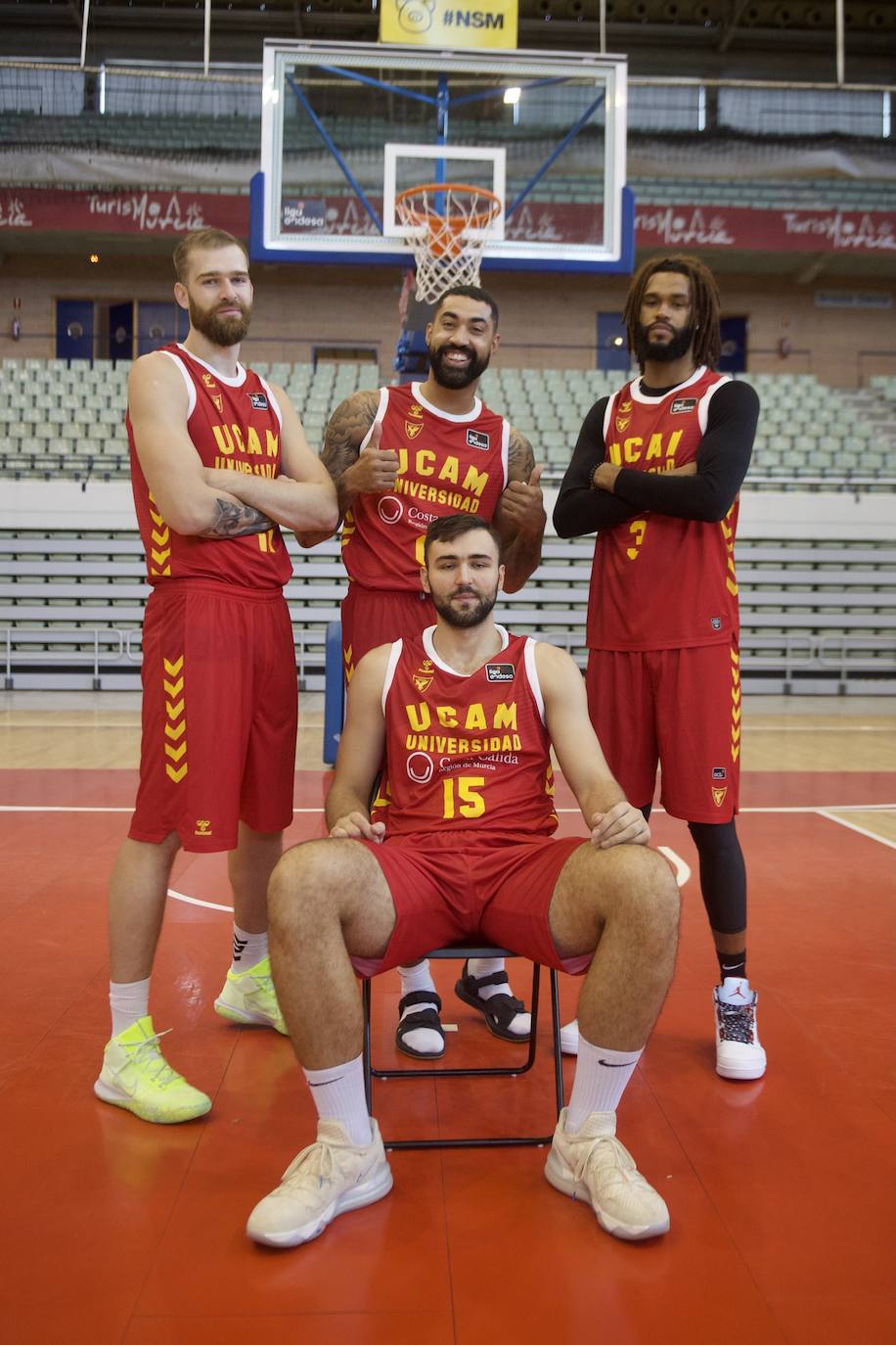 Fotos: Los jugadores del UCAM CB posan en el &#039;Media Day&#039;
