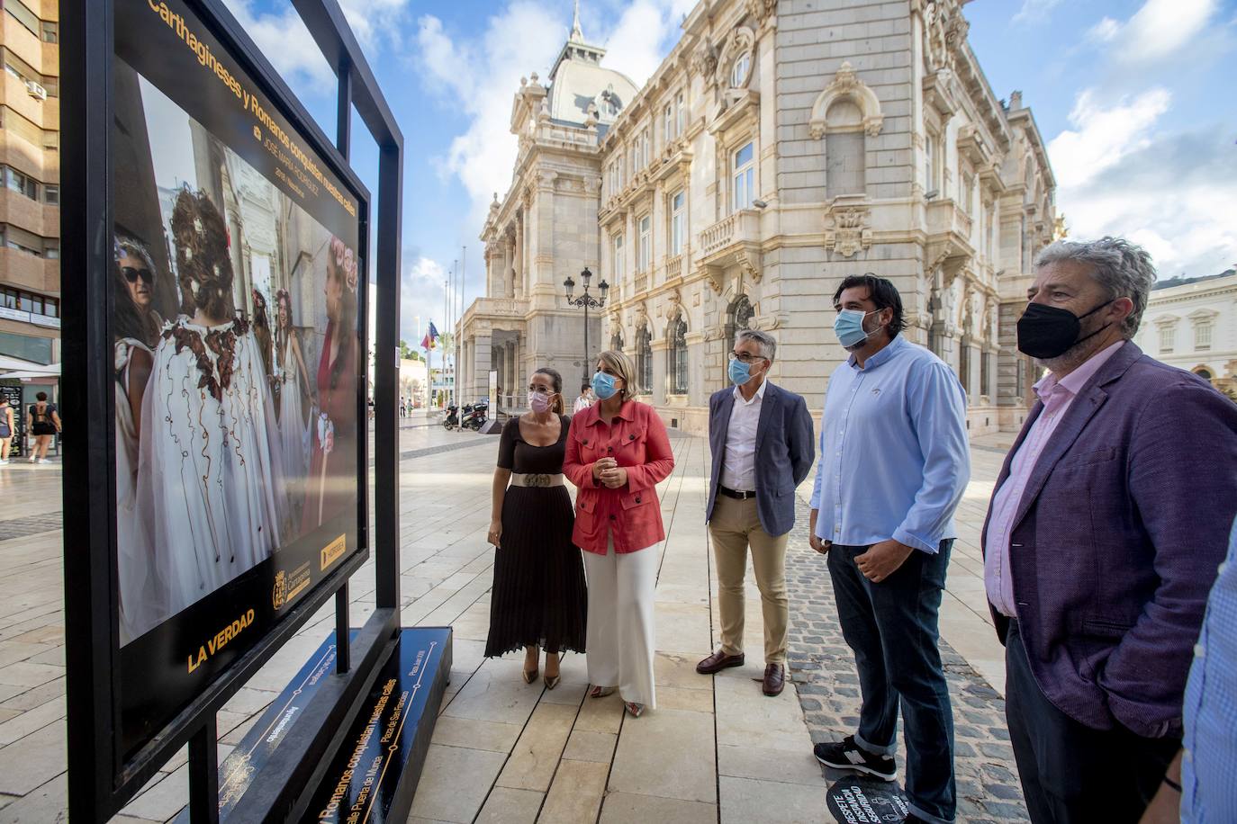 Fotos: Las fiestas de Cartagena se retratan en la calle