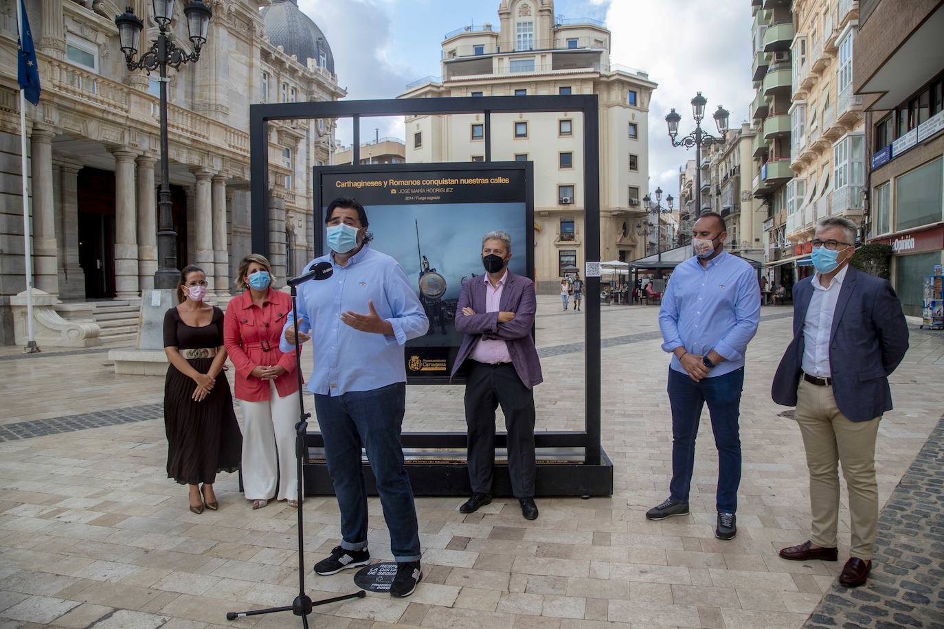 Fotos: Las fiestas de Cartagena se retratan en la calle