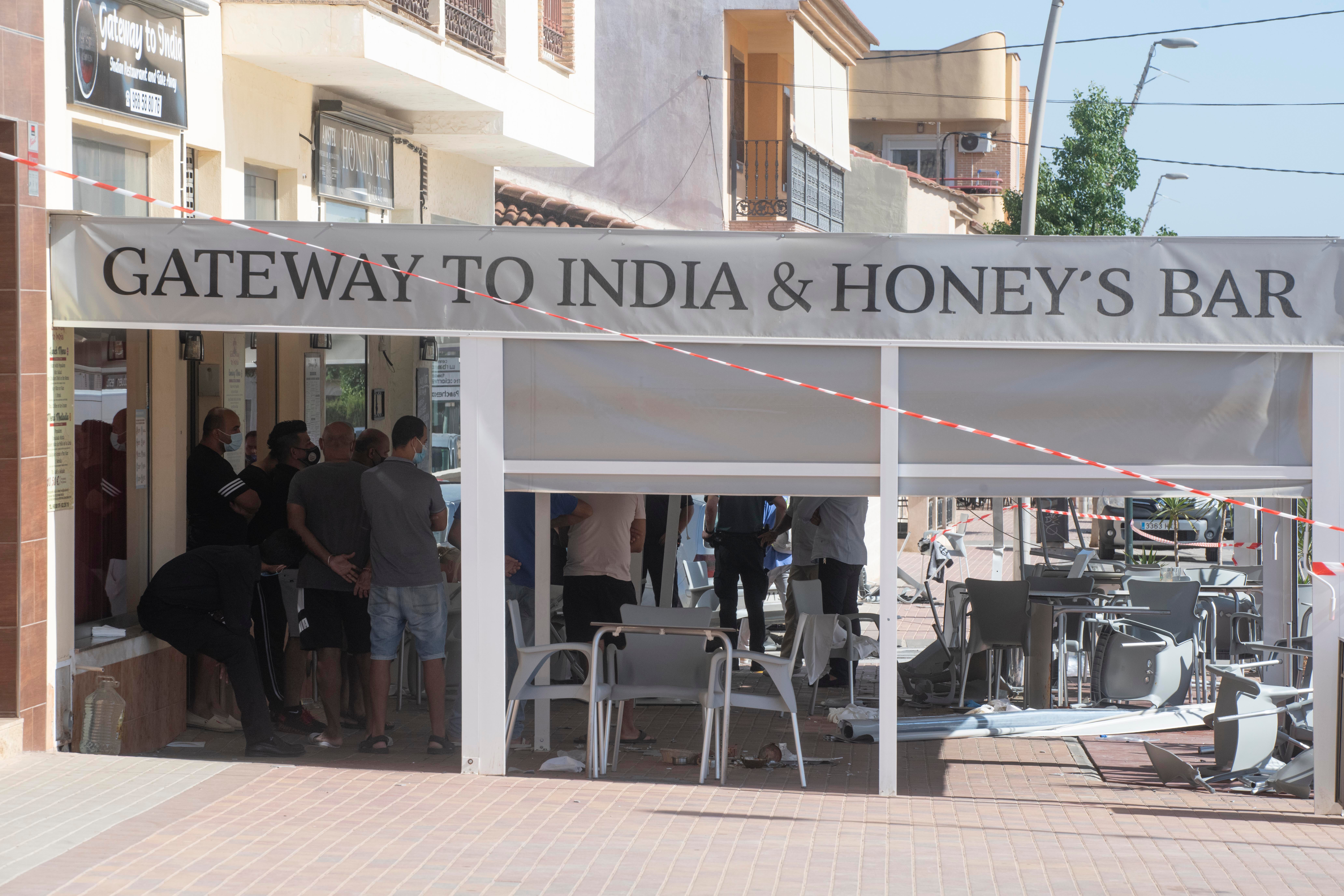 Fotos: Dos muertos en un atropello múltiple en la terraza de un bar de Torre Pacheco