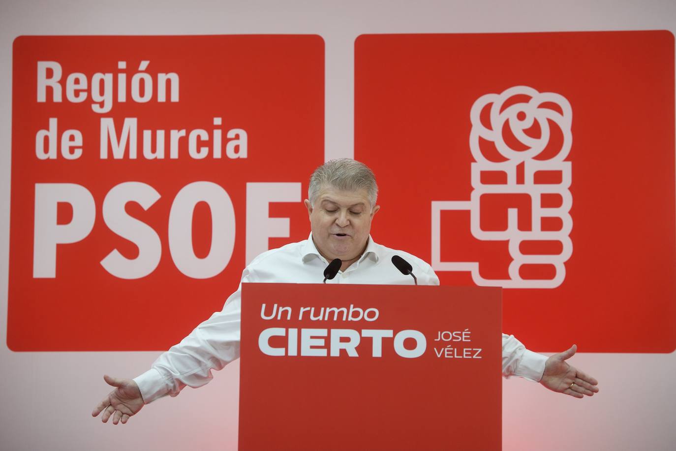 Fotos: Vélez se lanza a por la Secretaría General del PSRM con apelaciones a «la unidad de los 5.000 militantes»