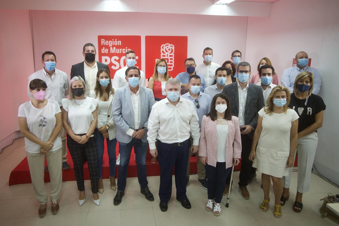 Fotos: Vélez se lanza a por la Secretaría General del PSRM con apelaciones a «la unidad de los 5.000 militantes»