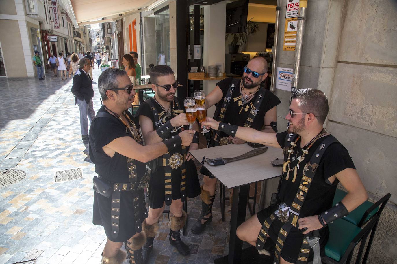Fotos: Encendido del Fuego Sagrado y pregón de las Fiestas de Carthagineses y Romanos