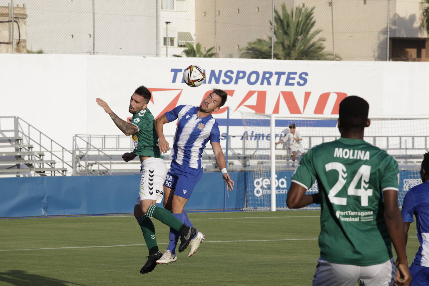 Jugadores del Águilas FC celebrando uno de los goles. 