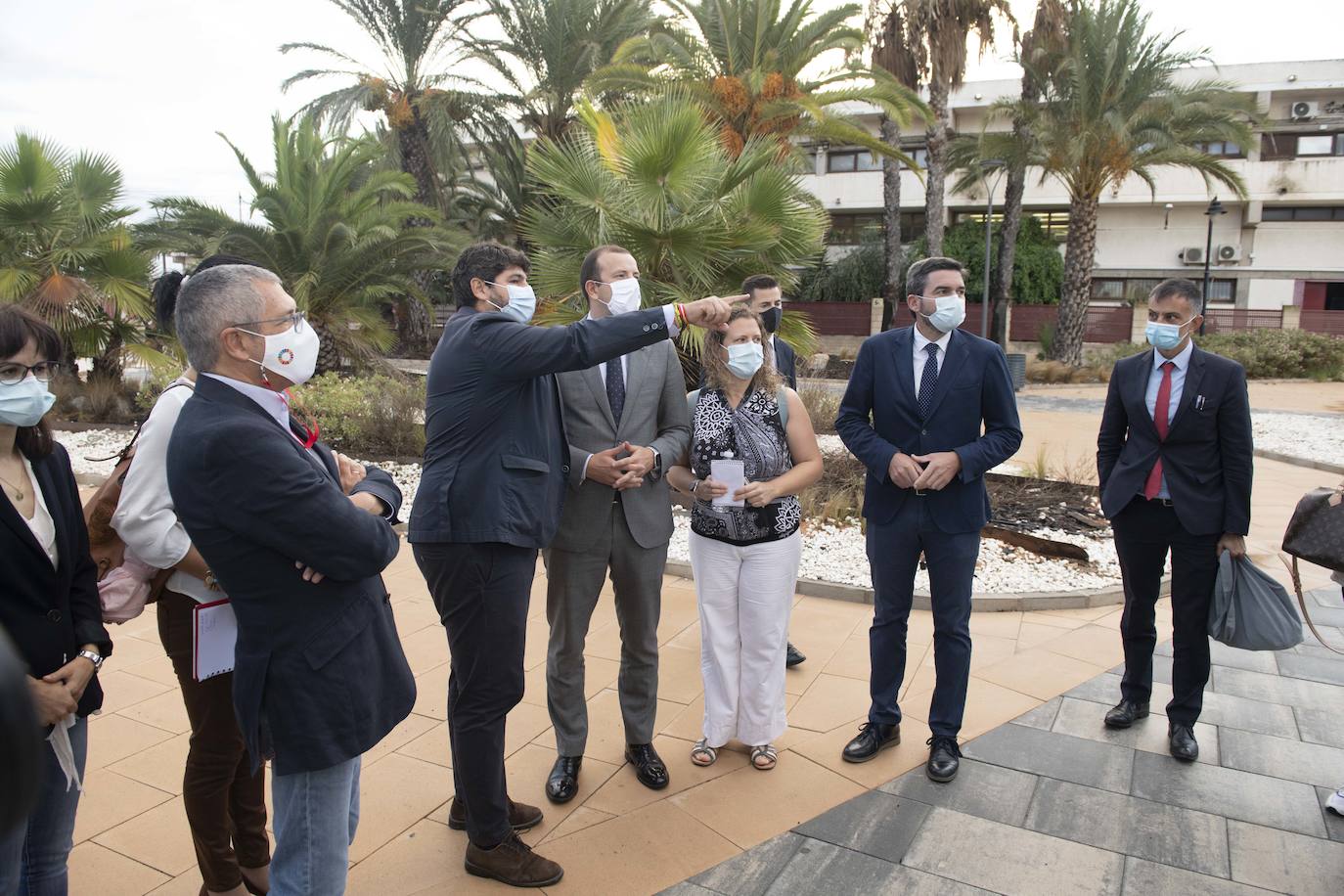 Fotos: El comisario europeo visita el Mar Menor