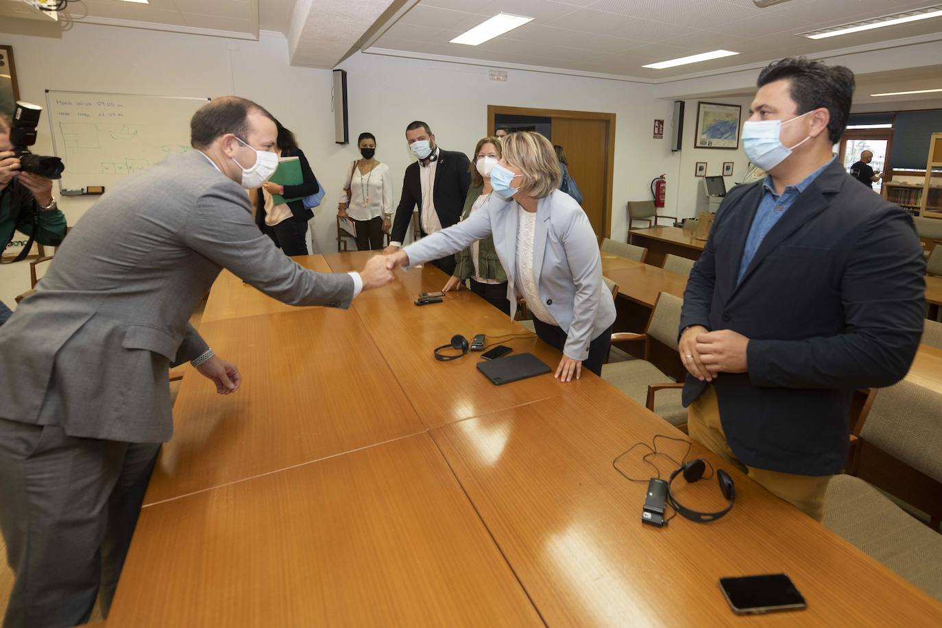 Fotos: El comisario europeo visita el Mar Menor