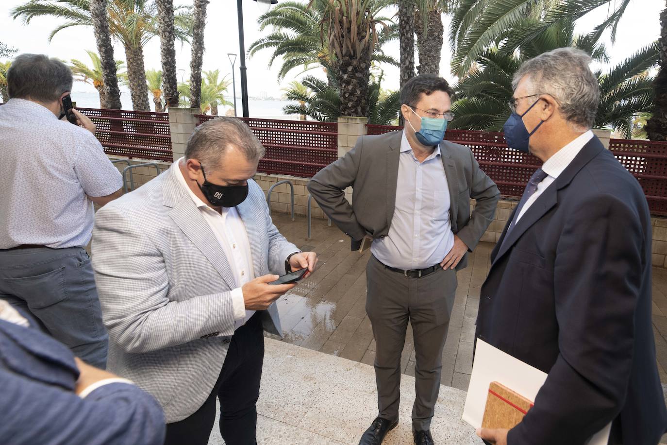 Fotos: El comisario europeo visita el Mar Menor