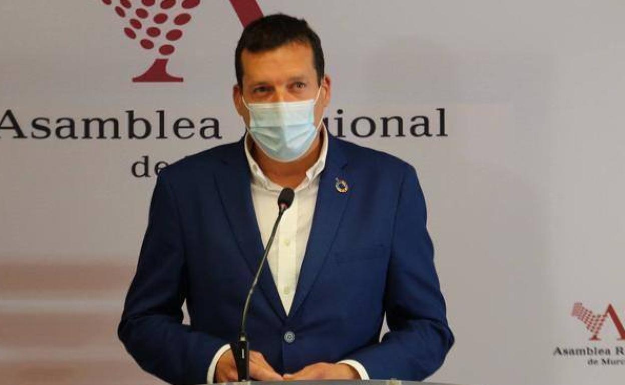 El diputado regional del PSRM, Manuel Sevilla, en una imagen de archivo.