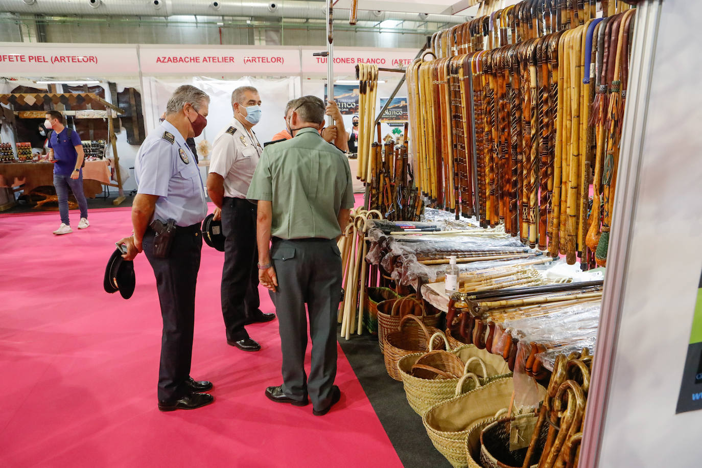 Fotos: La Feria de Artesanía de la Región reabre sus puertas en Lorca tras un año de paréntesis por la Covid