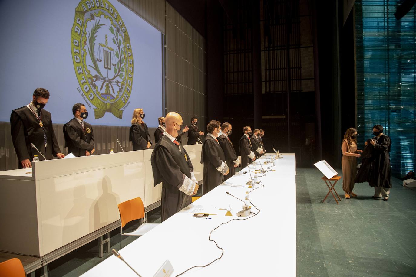 Fotos: Los abogados alzan la voz para no retrasar más la Ciudad de la Justicia de Cartagena