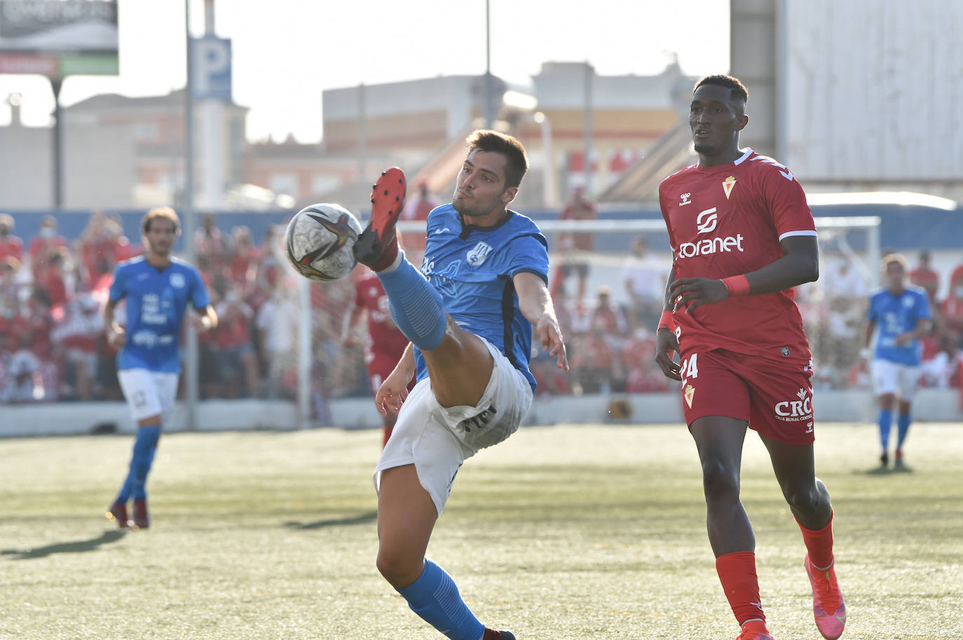 Los jugadores del Mar Menor celebrando el gol de la victoria.