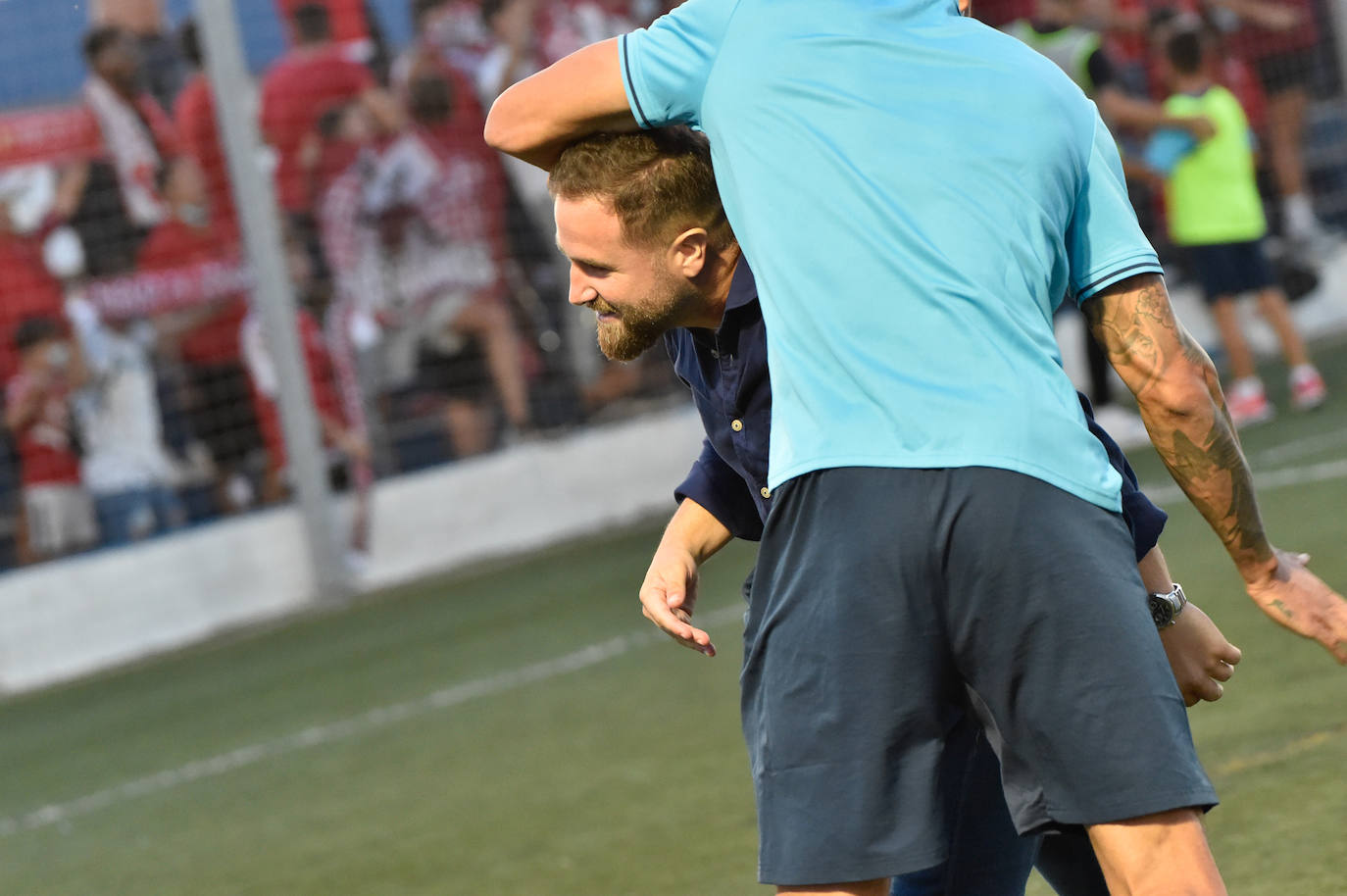 Los jugadores del Mar Menor celebrando el gol de la victoria.