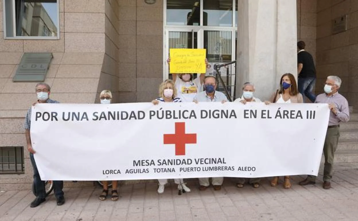 La Federación de Asociaciones de Vecinos de Lorca exige una «sanidad  pública digna en el Área III de Salud» | La Verdad