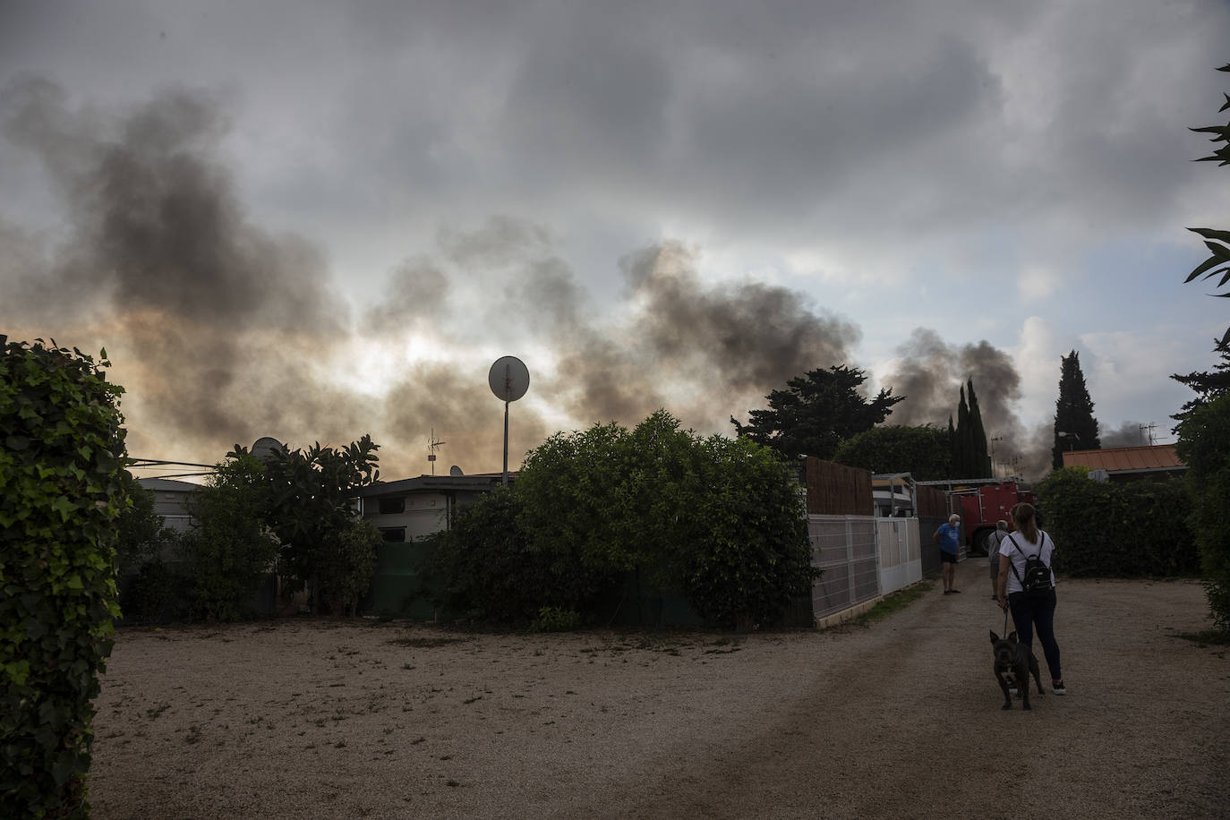 Fotos: El incendio del camping Caravaning de La Manga, en imágenes