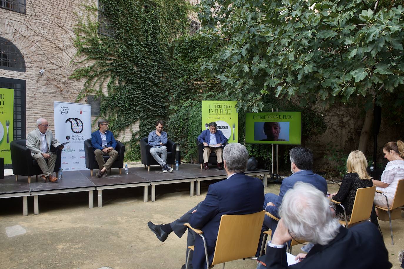 Fotos: Tercer encuentro del ciclo &#039;El territorio en el plato. Influencias históricas en los hábitos alimentarios de los murcianos: un viaje alrededor del mundo&#039;