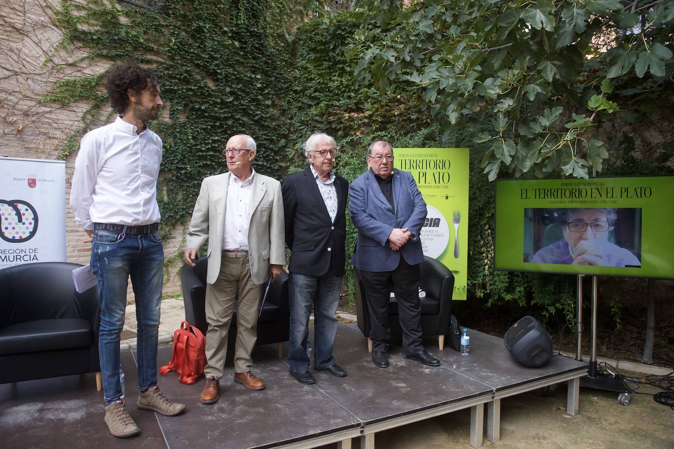 Fotos: Tercer encuentro del ciclo &#039;El territorio en el plato. Influencias históricas en los hábitos alimentarios de los murcianos: un viaje alrededor del mundo&#039;