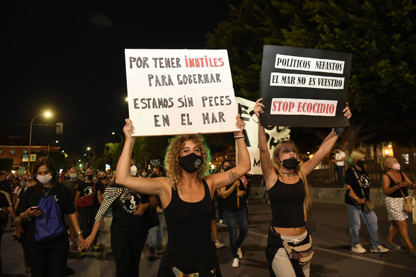 Fotos: Las imágenes de la manifestación en defensa del Mar Menor en Murcia