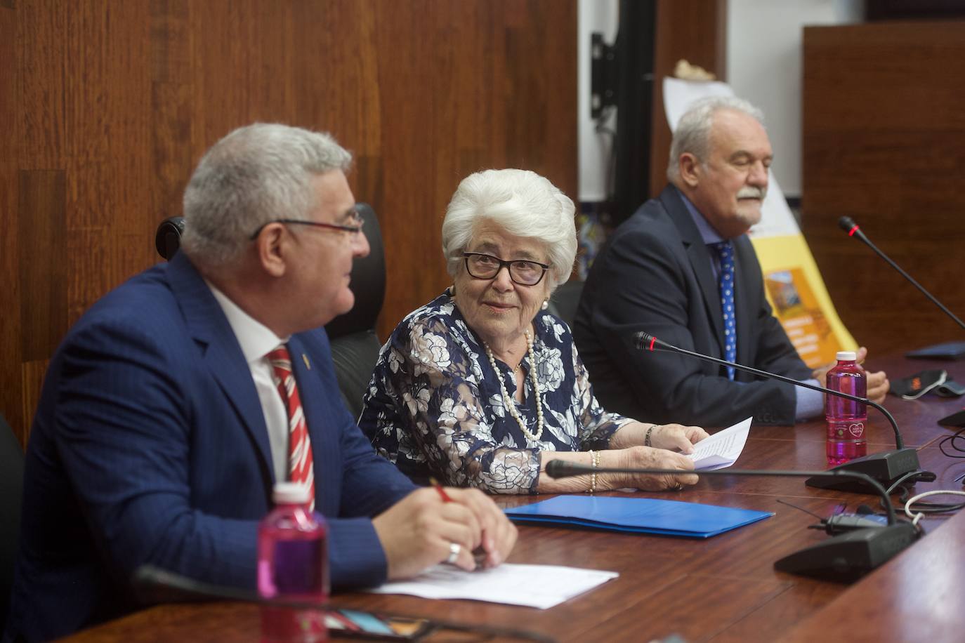 Fotos: María Teresa Cervantes pregona la Feria del Libro