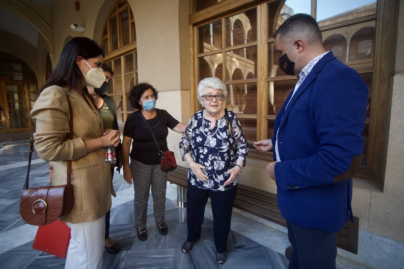 Fotos: María Teresa Cervantes pregona la Feria del Libro