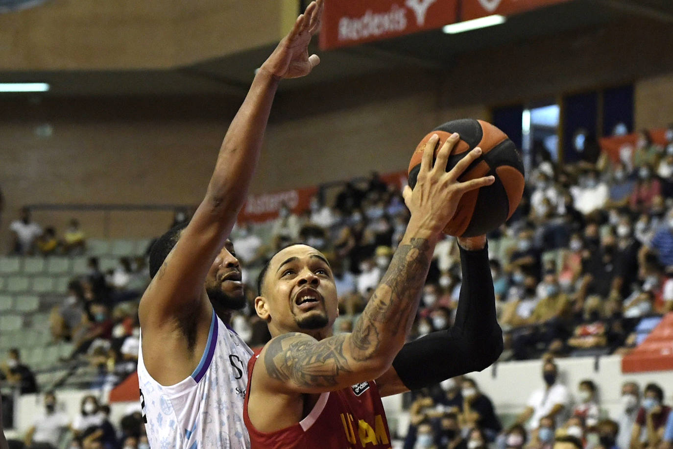 Fotos: La victoria del UCAM Murcia contra el Bilbao Basket, en imágenes
