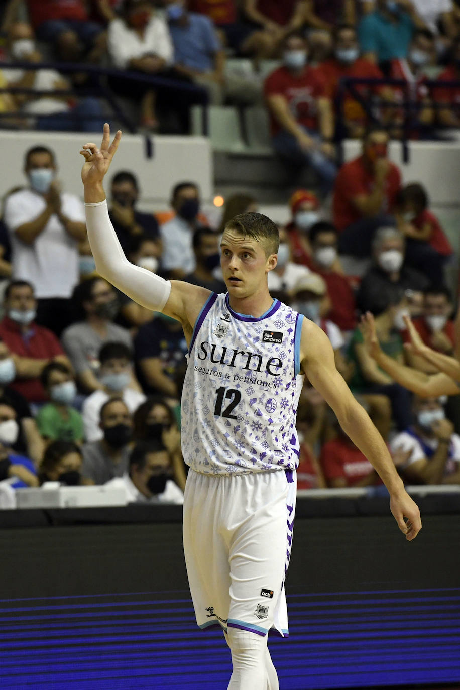 Fotos: La victoria del UCAM Murcia contra el Bilbao Basket, en imágenes