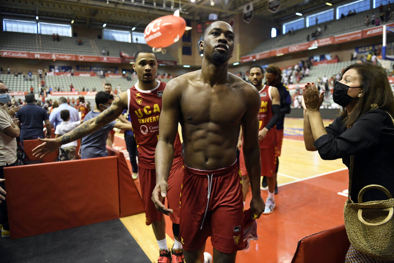 Fotos: La victoria del UCAM Murcia contra el Bilbao Basket, en imágenes