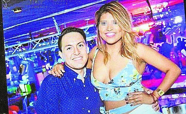 Esteban y Sofía, en una foto tomada dos años antes del crimen.