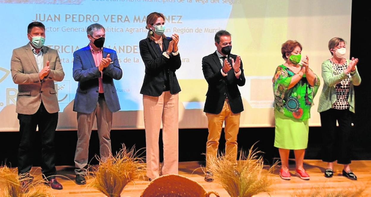 Vera, Palazón, Fernández, Hernández, Araceli Carrasco y Trini Gómez. 