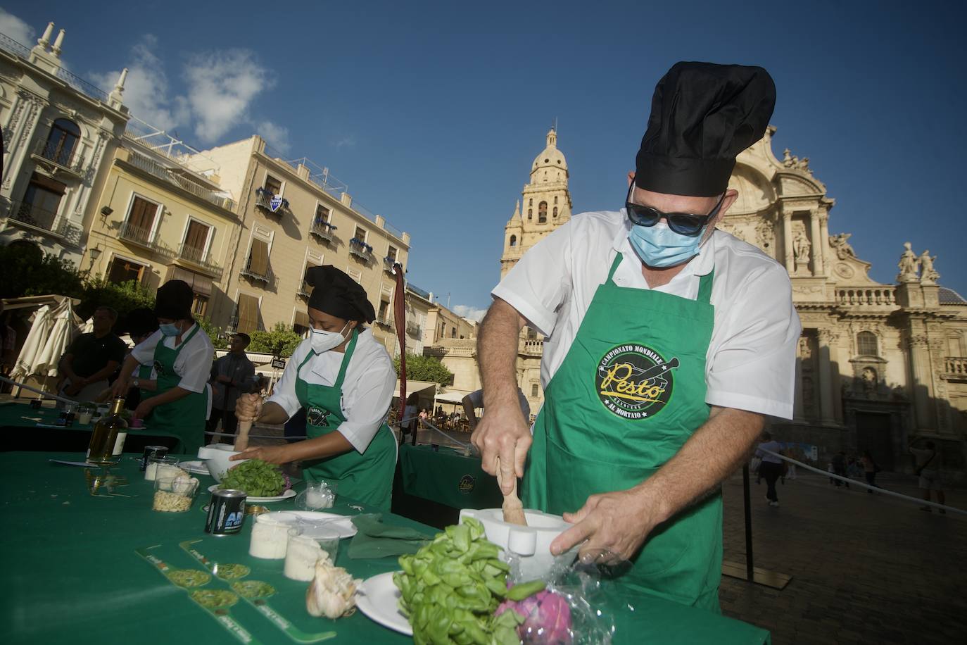 Fotos: Campeonato de Pesto en la plaza del Cardenal Belluga