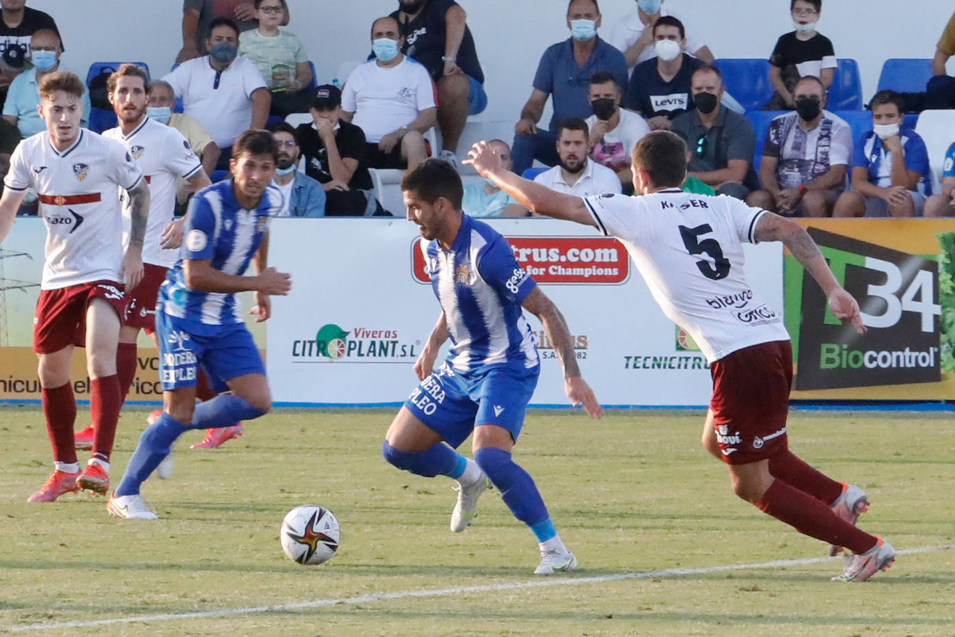 Fotos: El empate del Águilas contra el Alzira. en imágenes