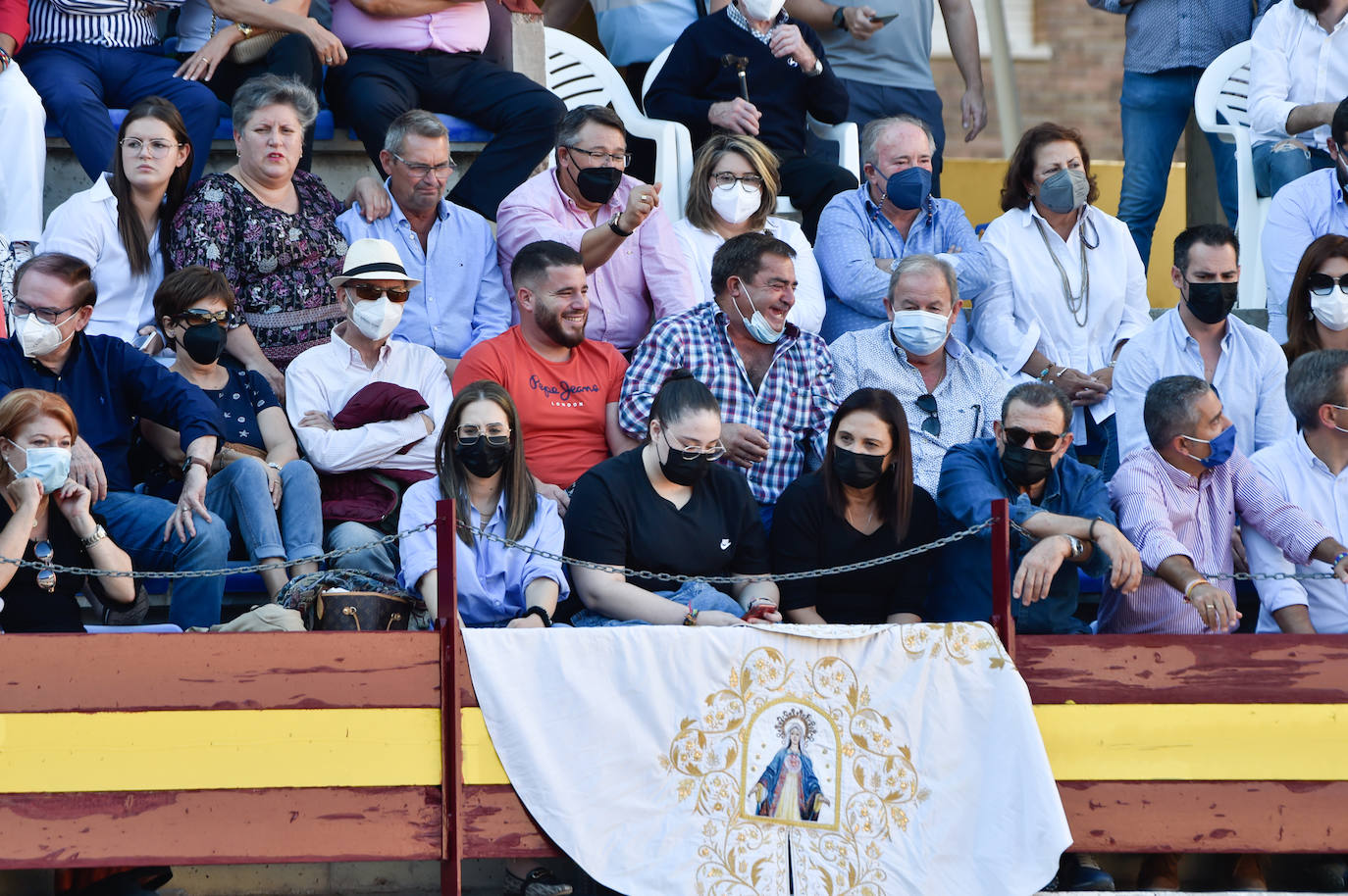 Fotos: Celebración de Rafaelillo empañada por la cogida de Ureña en Abarán