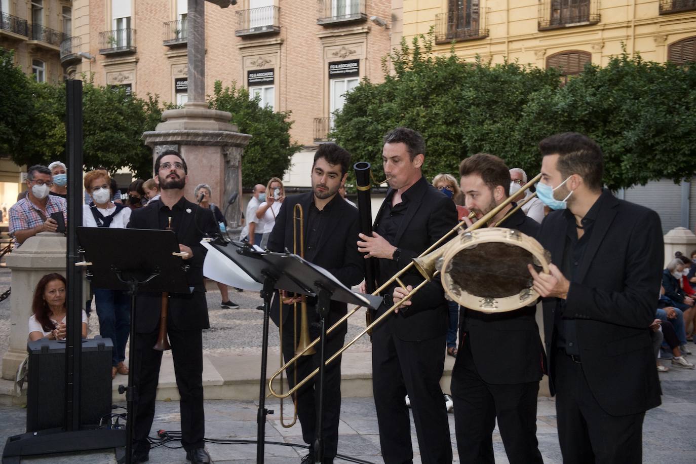 Fotos: Concierto a los pies de la Torre de la Catedral de Murcia