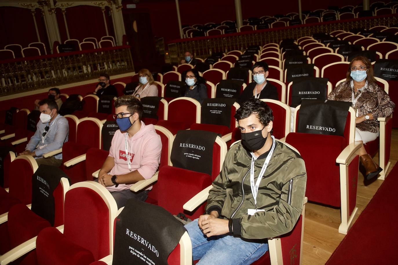 Fotos: Congreso de UPTA en el Teatro Romea