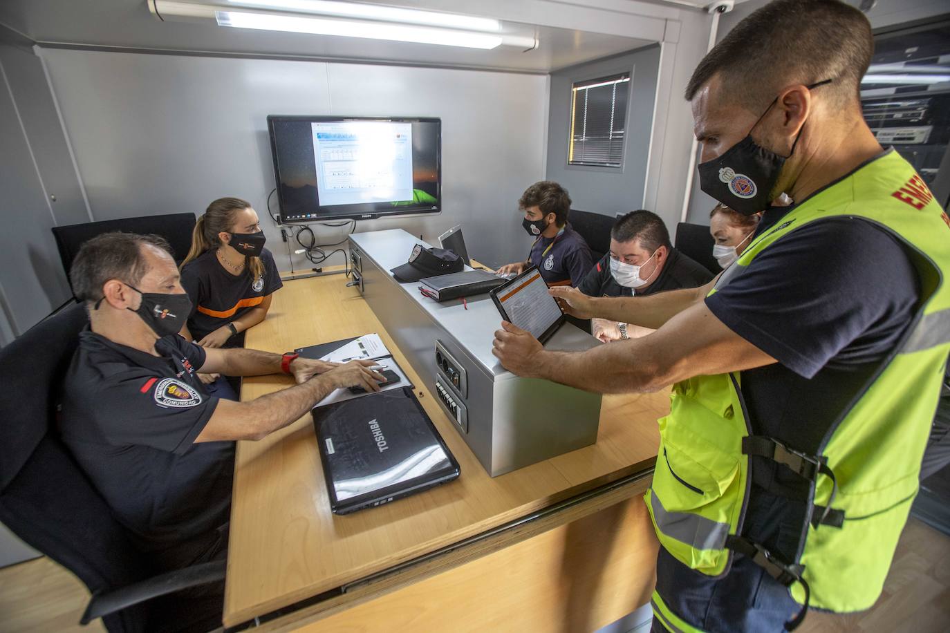 Fotos: Simulacro de un supuesto escape químico en La Ajorra