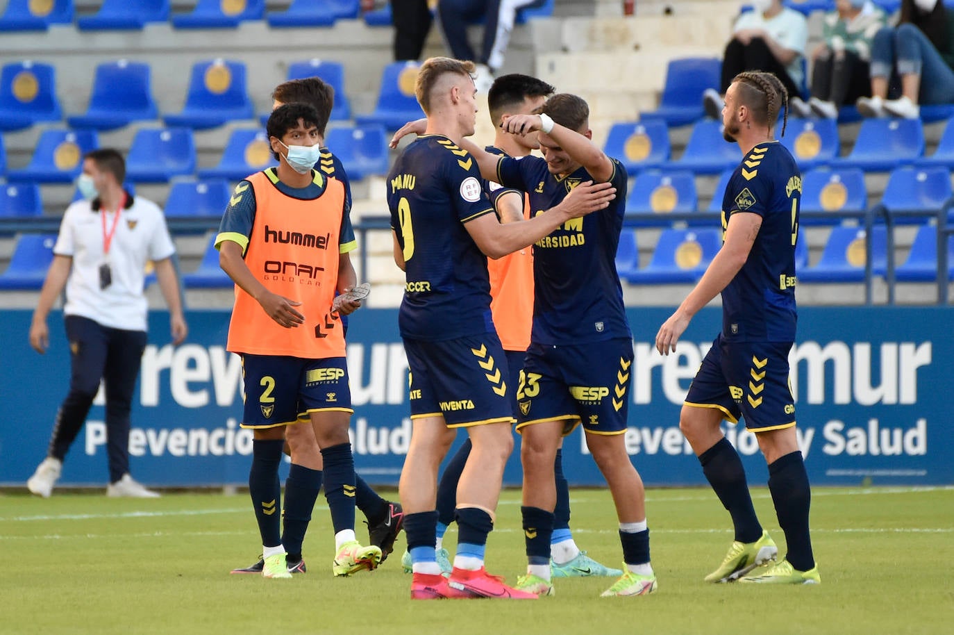 Fotos: Las mejores imágenes de la victoria del UCAM ante el Sevilla Atlético (2-1)