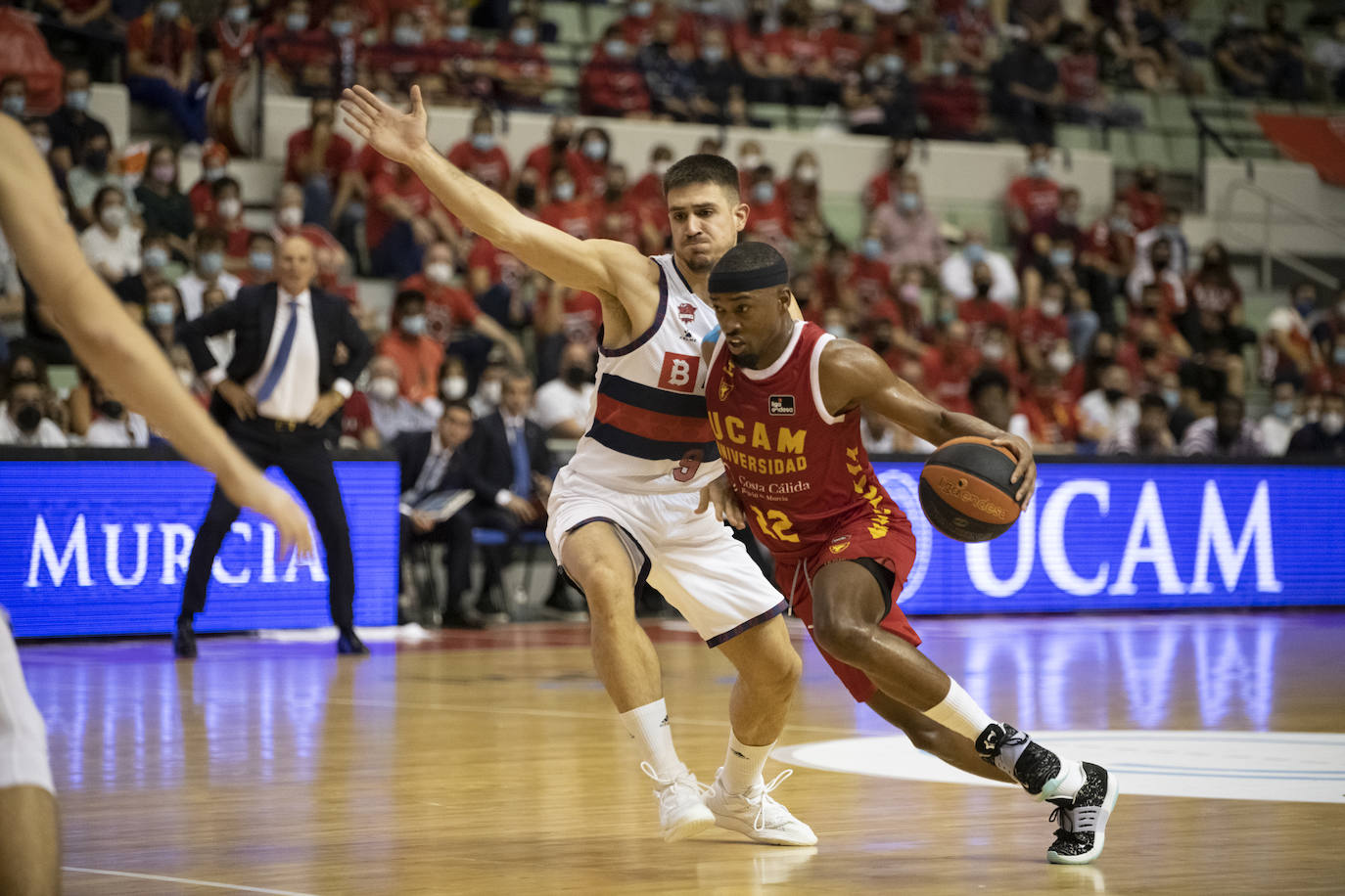 Fotos: La victoria del UCAM Murcia contra el Baskonia, en imágenes