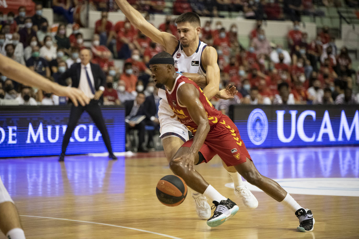Fotos: La victoria del UCAM Murcia contra el Baskonia, en imágenes