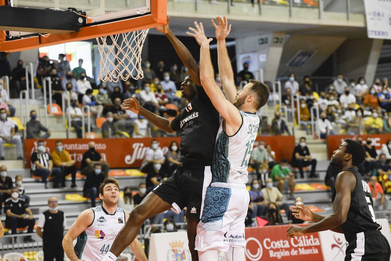 Fotos: Dulce agonía del &#039;Cebé&#039; Cartagena (71-69)