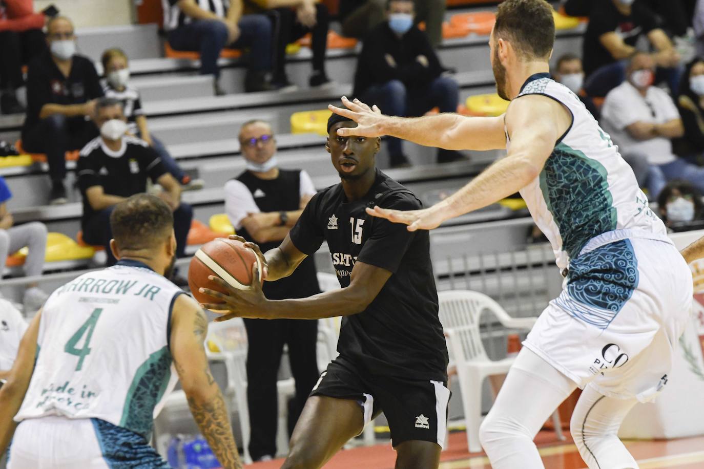 Fotos: Dulce agonía del &#039;Cebé&#039; Cartagena (71-69)