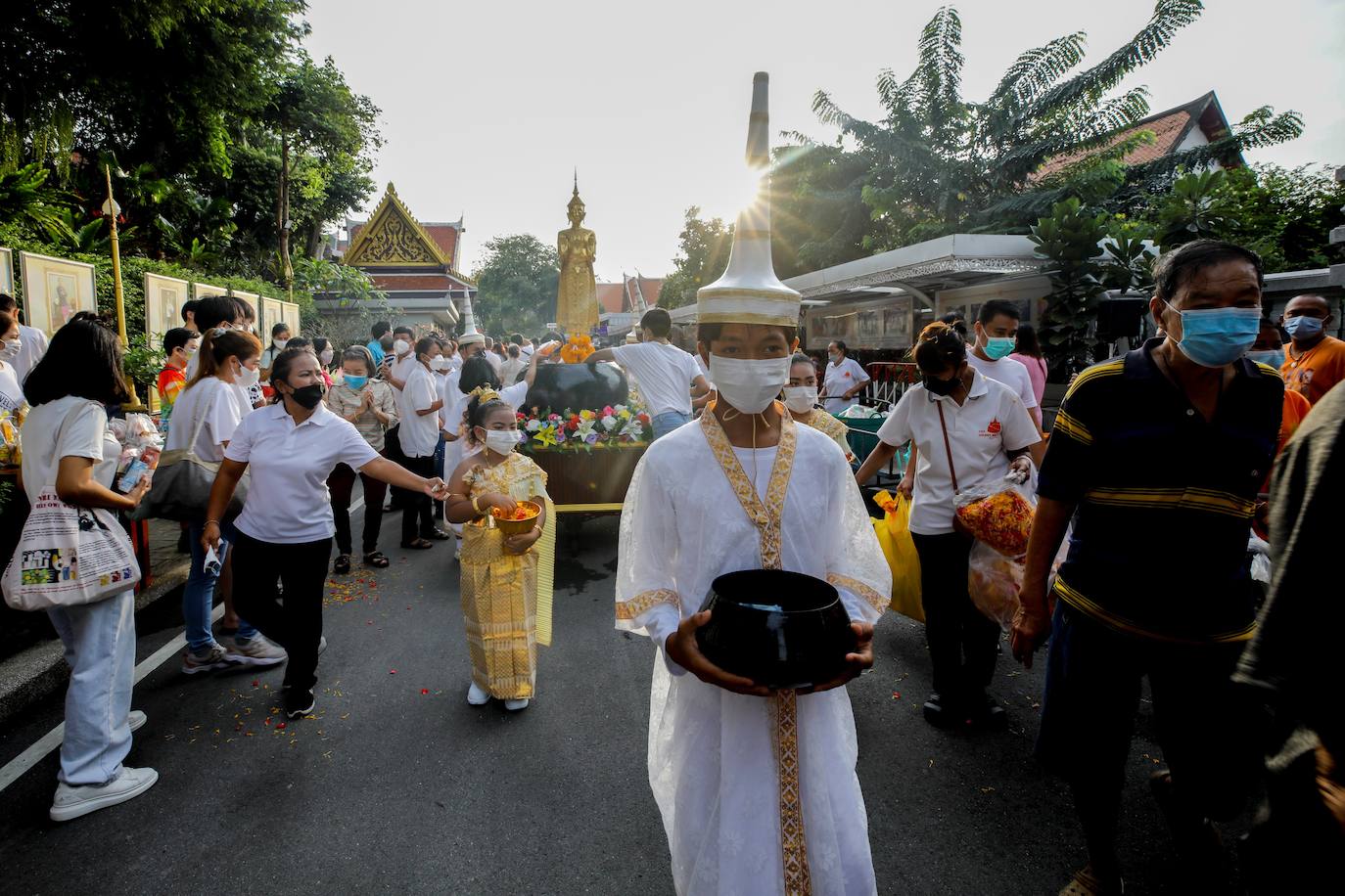 Fotos: El fin de la cuaresma budista