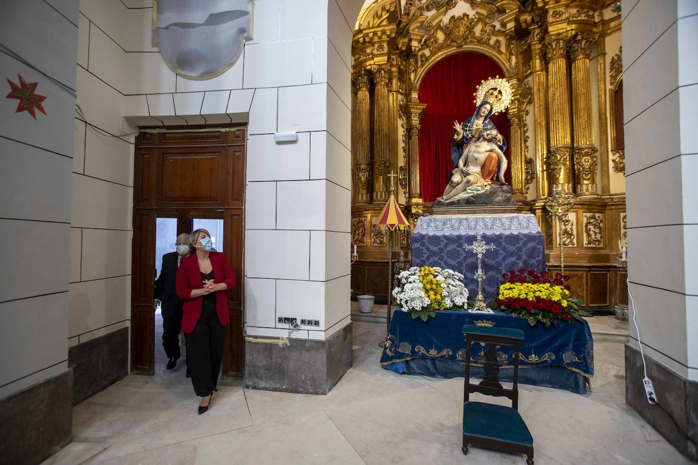 Fotos: Noelia Arroyo y José Vera visitan la basílica de la Caridad para conocer el avance de las obras de rehabilitación