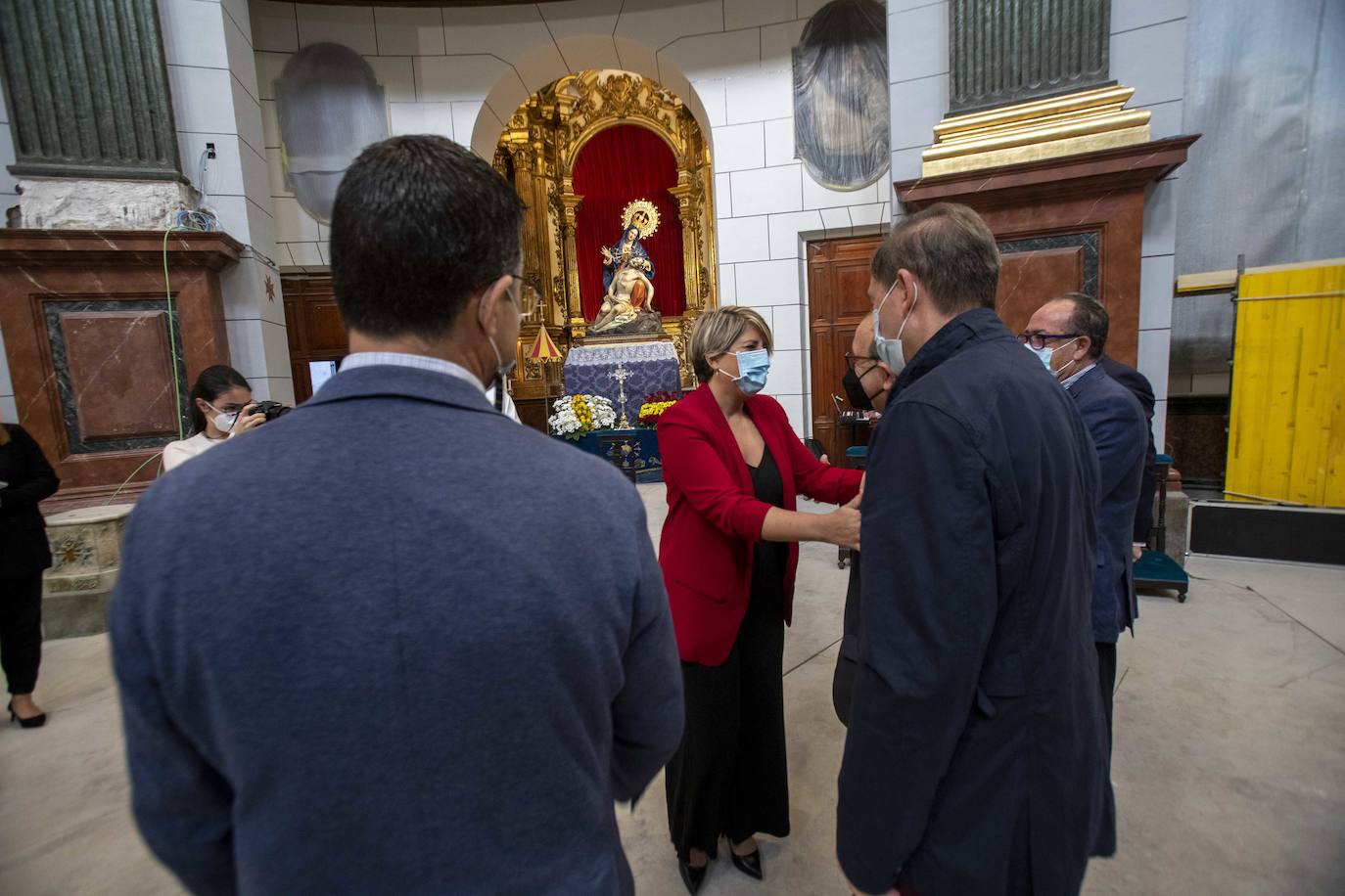 Fotos: Noelia Arroyo y José Vera visitan la basílica de la Caridad para conocer el avance de las obras de rehabilitación