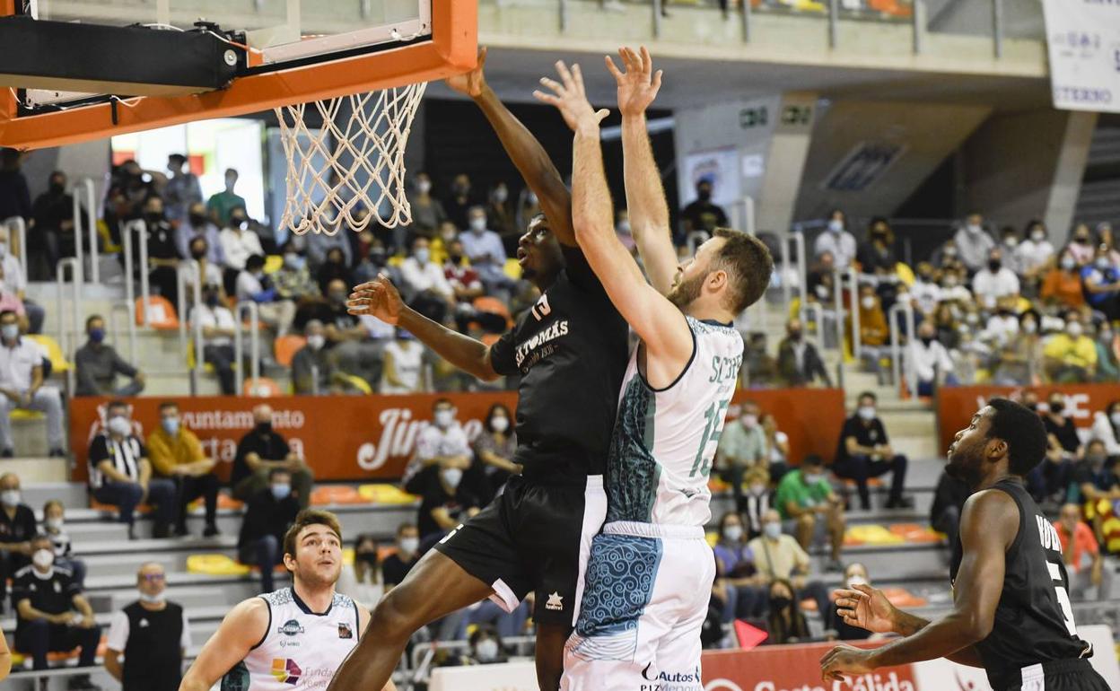 El FC Cartagena CB en la victoria contra el Menorca. 