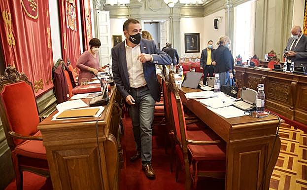 El portavoz de MC, José López, en el Pleno de Cartagena de este jueves.