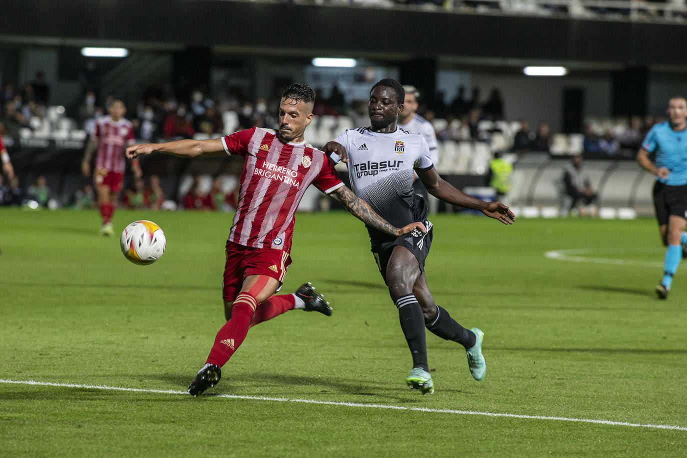 Fotos: La derrota del Cartagena contra la Ponferradina en imágenes