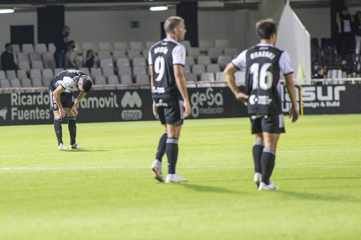 Fotos: La derrota del Cartagena contra la Ponferradina en imágenes