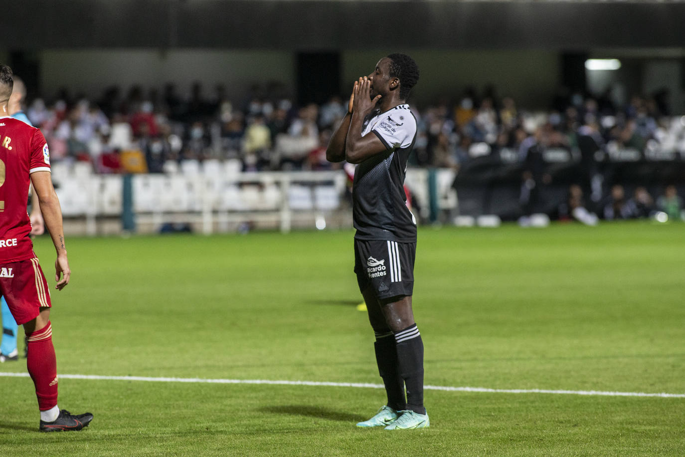 Fotos: La derrota del Cartagena contra la Ponferradina en imágenes