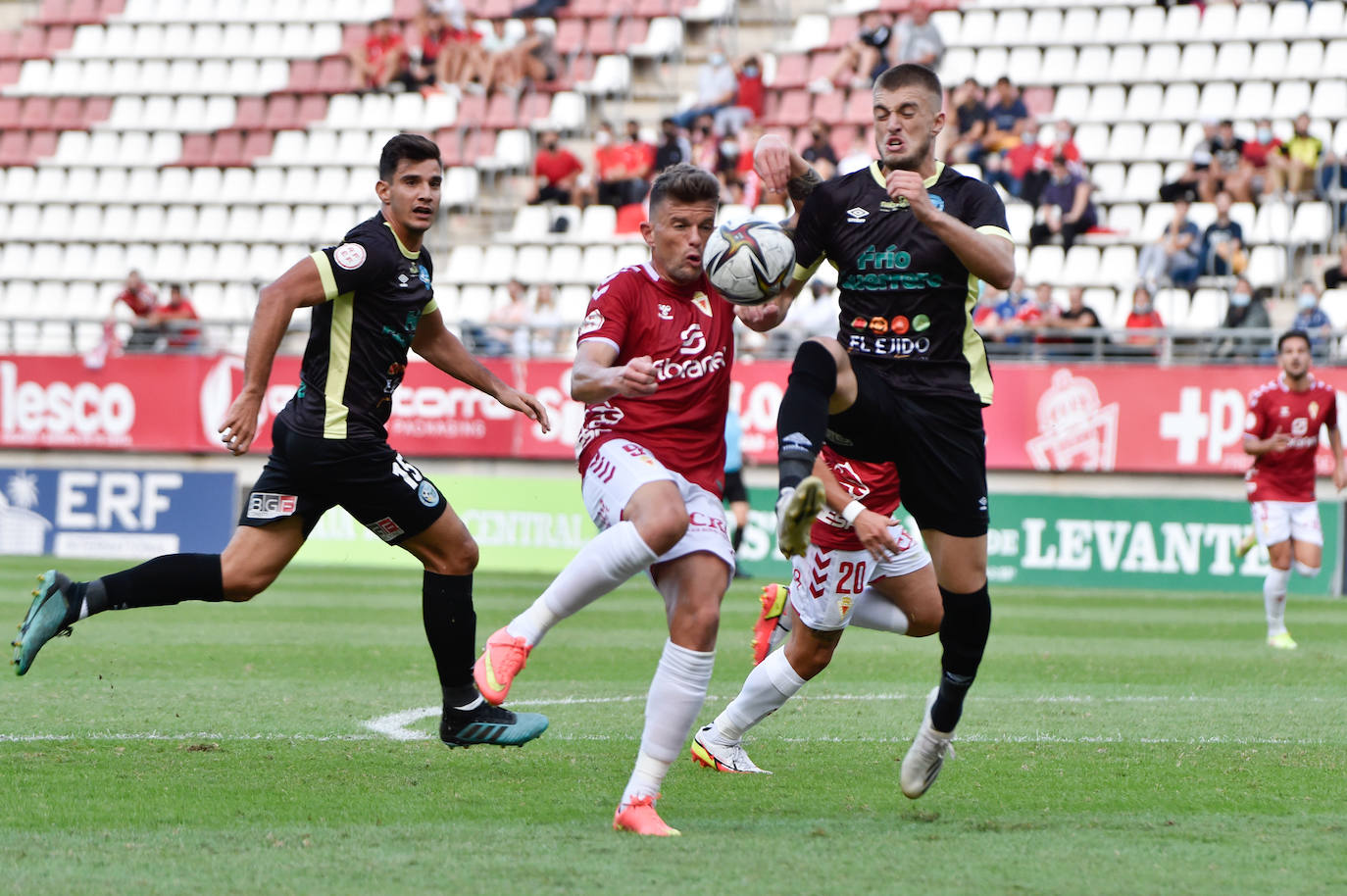 El empate del Real Murcia contra El Ejido, en imágenes