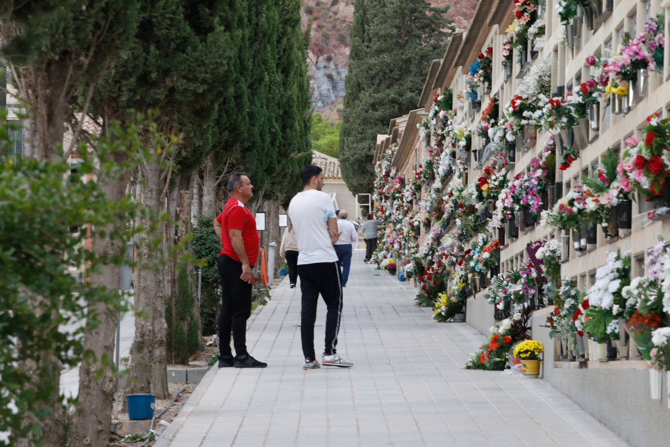 Fotos: Día de Todos los Santos en el cementerio de San Clemente de Lorca