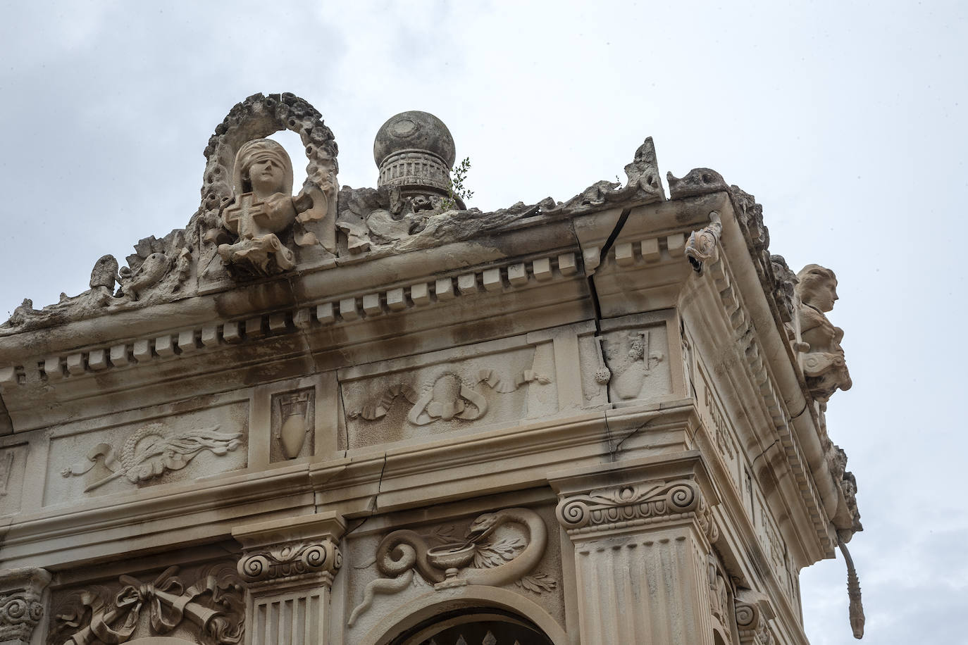 Fotos: Cementerio de Los Remedios de Santa Lucía